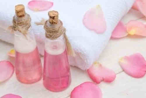 How to make rose water for hair at home 05